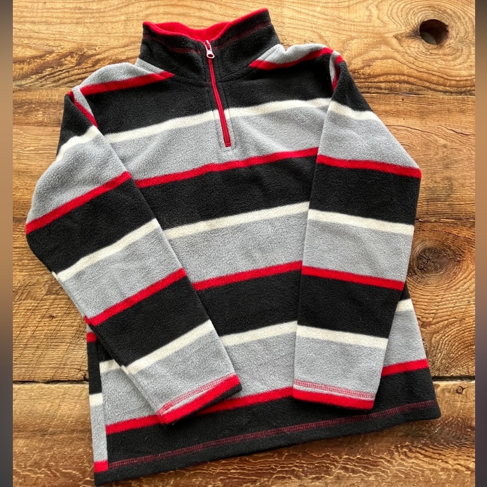 Boys fleece v neck zipper
